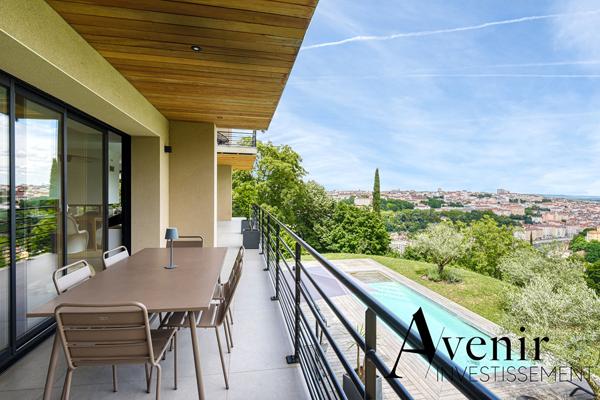 Propriété Lyon 7 pièce(s) 280.5 m2 + dépendance 64 m2 Lyon Propriété Lyon 7 pièce(s) 280.5 m2 + dépendance 64 m2 Lyon