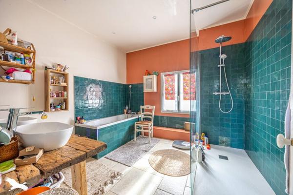 Maison à vendre |                                       Niort |                                        8 pièces  |  190 m²