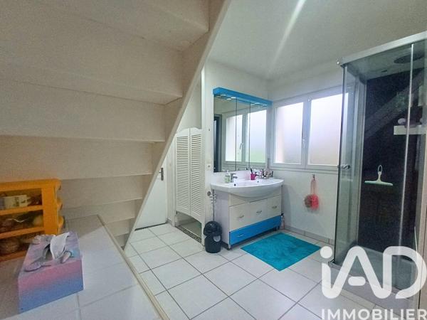 Maison à vendre 7 pièces 187 m² Lannion