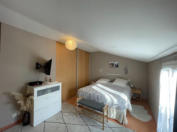 Maison Loriol Du Comtat 4 pièce(s) 104 m2