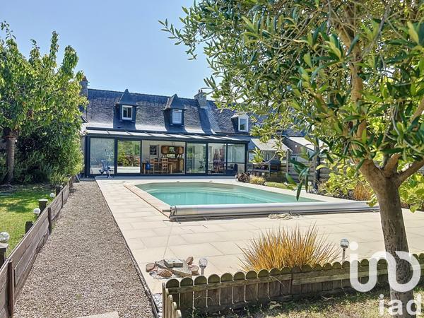 Maison 7 pièces de 190 m² à Ploubazlanec (22620)