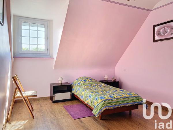 Maison 7 pièces de 190 m² à Ploubazlanec (22620)