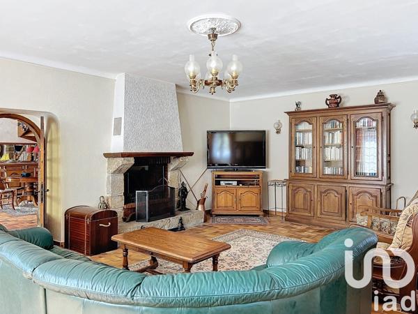 Maison 7 pièces de 190 m² à Ploubazlanec (22620)