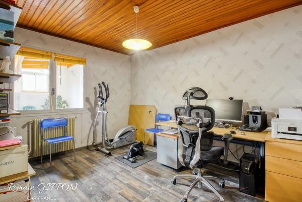 Maison Liverdun médiévale - 9 pièces - 212m2 habitables - 5 chambres - terrasse et garage double