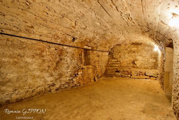 Maison Liverdun médiévale - 9 pièces - 212m2 habitables - 5 chambres - terrasse et garage double