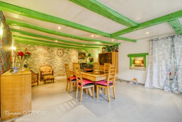 Maison Liverdun médiévale - 9 pièces - 212m2 habitables - 5 chambres - terrasse et garage double