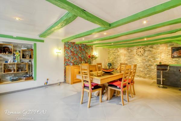 Maison Liverdun médiévale - 9 pièces - 212m2 habitables - 5 chambres - terrasse et garage double