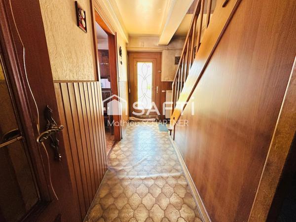 Maison - 5 pièces - 100m²