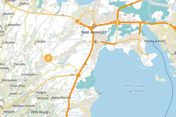 Terrain à bâtir à Baie-Mahault