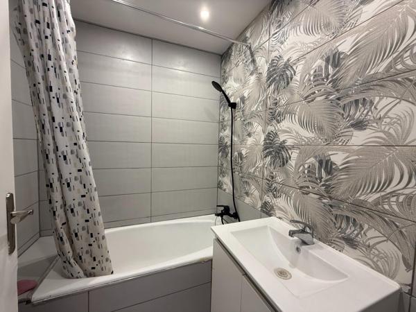 Appartement 3 pièces 60m2 à vendre à Sucy en BRIE