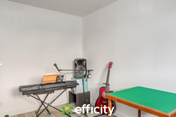 Appartement 4 pièces - 101 m² Exclusivité efficity
