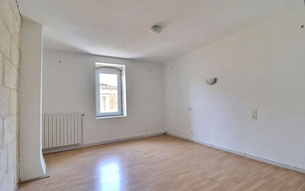 Maison à vendre    3 pièces • 83 m2 Baillargues