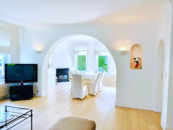 Maison meublée 200 m² avec jardin, cave et stationnement, 4 chambres Halluin Maison meublée 200 m² avec jardin, cave et stationnement, 4 chambres Halluin