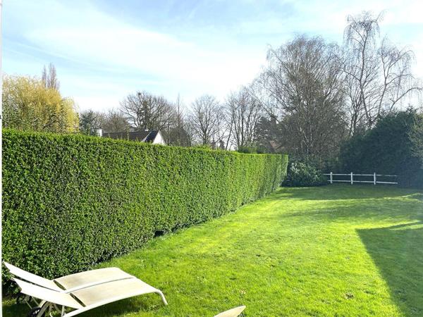 Maison meublée 200 m² avec jardin, cave et stationnement, 4 chambres Halluin Maison meublée 200 m² avec jardin, cave et stationnement, 4 chambres Halluin