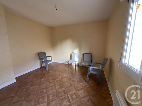 Immeuble à vendre  198,23 m2 GOURDON - 46