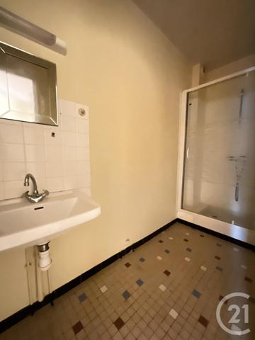 Immeuble à vendre  198,23 m2 GOURDON - 46