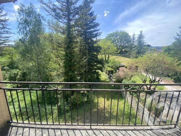 Immeuble à vendre  198,23 m2 GOURDON - 46