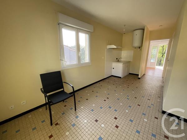 Immeuble à vendre  198,23 m2 GOURDON - 46