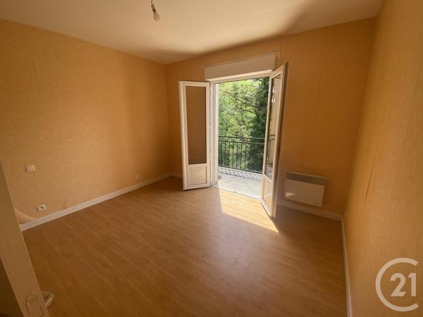 Immeuble à vendre  198,23 m2 GOURDON - 46