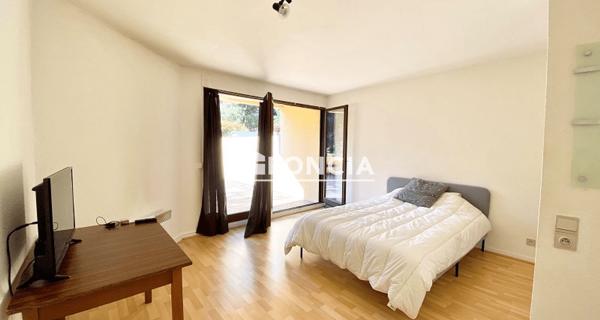 Location Studio 29.9 m² - Saint-julien-en-genevois 74160