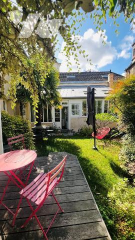 CAEN CENTRE QUARTIER HISTORIQUE - Atypique maison de ville avec Studio annexe - Jardin
