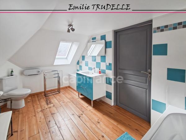 Propriete à vendre 11 pièces LA CHARTRE SUR LE LOIR (72) avec loft, gîte, piscine intérieure et spa – 324 m² habitables – 7 chambres – Terrain de 5 130 m²