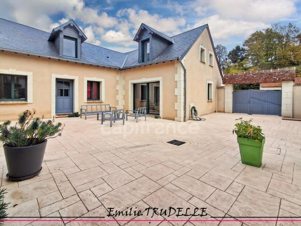 Propriete à vendre 11 pièces LA CHARTRE SUR LE LOIR (72) avec loft, gîte, piscine intérieure et spa – 324 m² habitables – 7 chambres – Terrain de 5 130 m²
