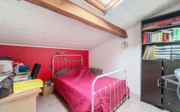 Maison à vendre    7 pièces • 206 m2 Saint-Jean-de-Muzols