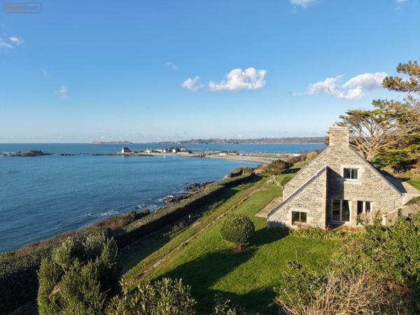 Pavillon à vendre à Trédrez-Locquémeau dans les Côtes-d'Armor (22300), ref : B24