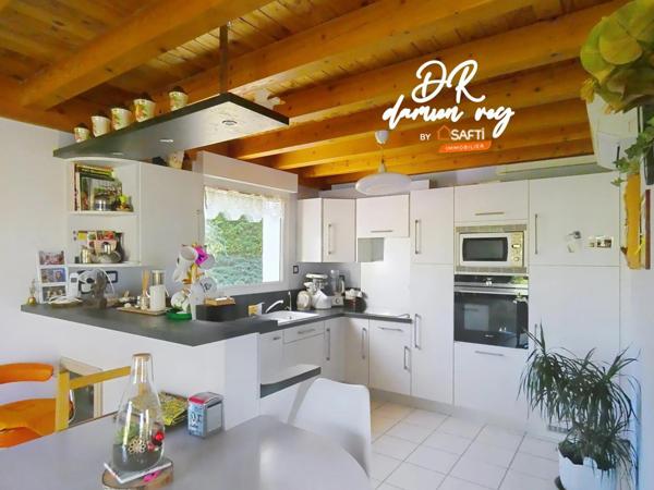 Maison traditionnelle 174m², 5ch, terrain piscinable 1300m²