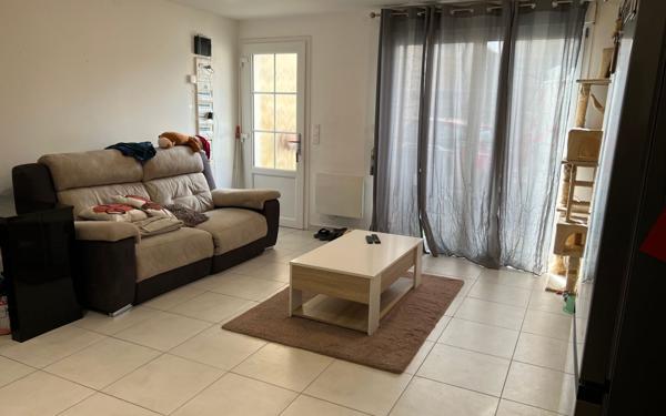 Maison à louer    3 pièces •  Vendrest