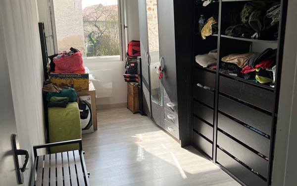 Maison à louer    3 pièces •  Vendrest