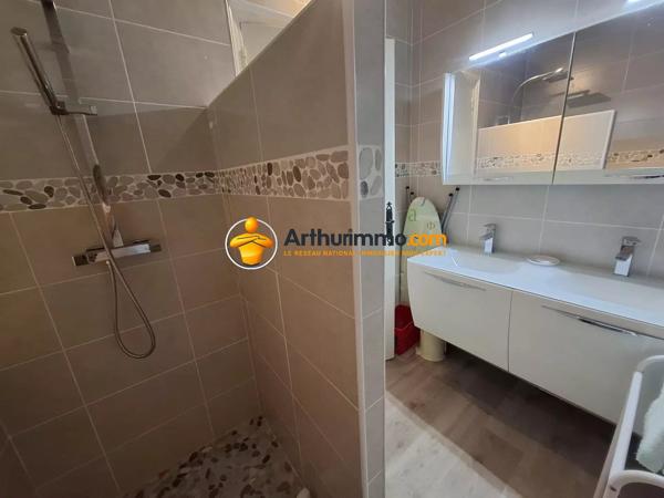 Vente                                                      Maison
                        
                     6 pièces                      170 m2                     à La Ferté-Gaucher