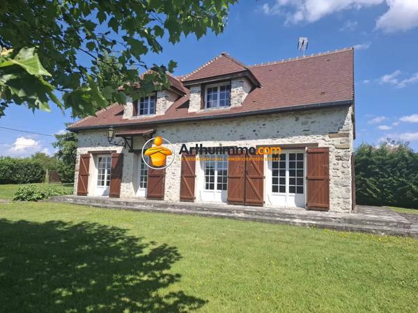 Vente                                                      Maison
                        
                     6 pièces                      170 m2                     à La Ferté-Gaucher