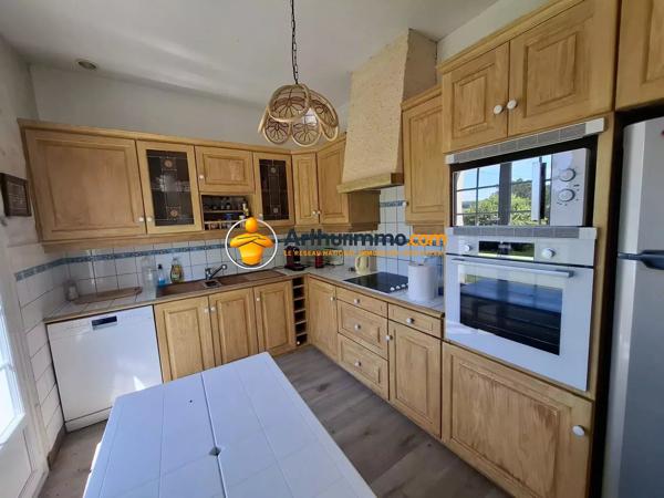 Vente                                                      Maison
                        
                     6 pièces                      170 m2                     à La Ferté-Gaucher