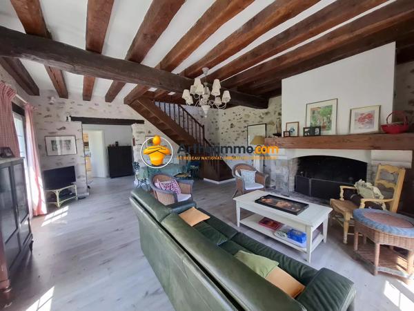 Vente                                                      Maison
                        
                     6 pièces                      170 m2                     à La Ferté-Gaucher