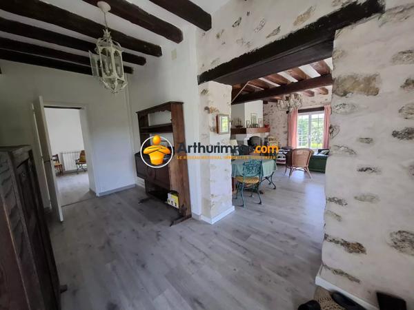 Vente                                                      Maison
                        
                     6 pièces                      170 m2                     à La Ferté-Gaucher