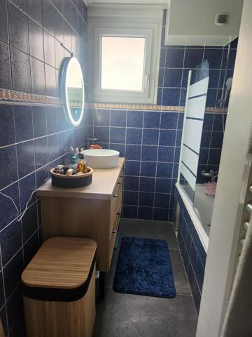 APPARTEMENT T3 EXTERIEUR 150 M² SOUS-SOL GARAGE