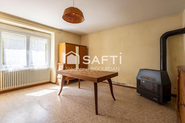 Maison Avanne : 148m², 6 pièces, sous-sol, grenier, 8 ares
