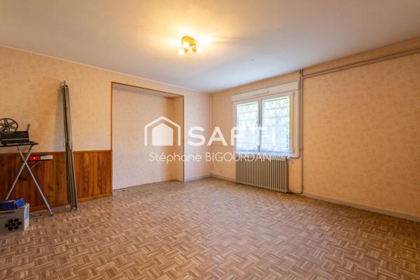 Maison Avanne : 148m², 6 pièces, sous-sol, grenier, 8 ares