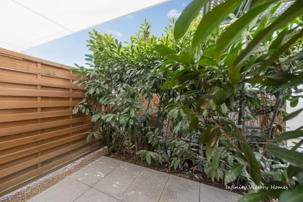 Levallois-Perret (92300) Rez-de-jardin au calme absolu