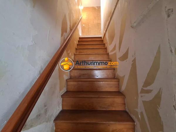 Vente                                                      Maison
                        
                     6 pièces                      104 m2                     à La Ferté-Gaucher