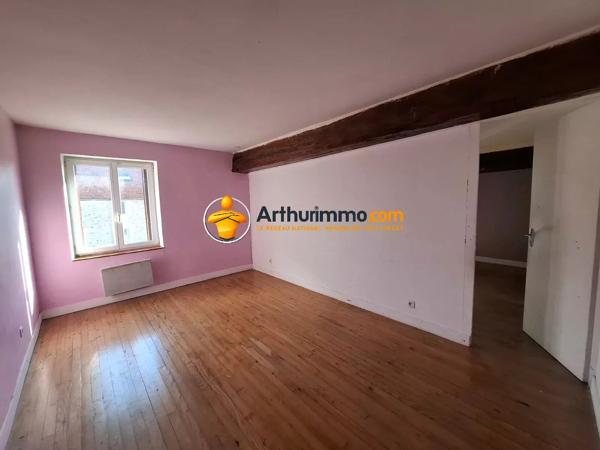Vente                                                      Maison
                        
                     6 pièces                      104 m2                     à La Ferté-Gaucher