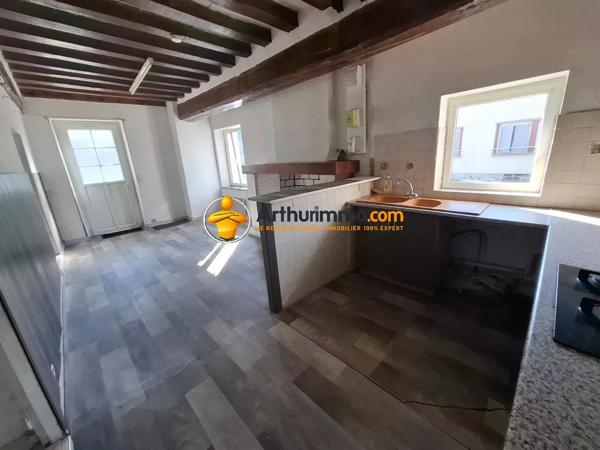 Vente                                                      Maison
                        
                     6 pièces                      104 m2                     à La Ferté-Gaucher