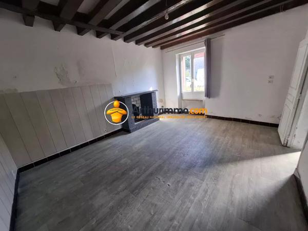 Vente                                                      Maison
                        
                     6 pièces                      104 m2                     à La Ferté-Gaucher