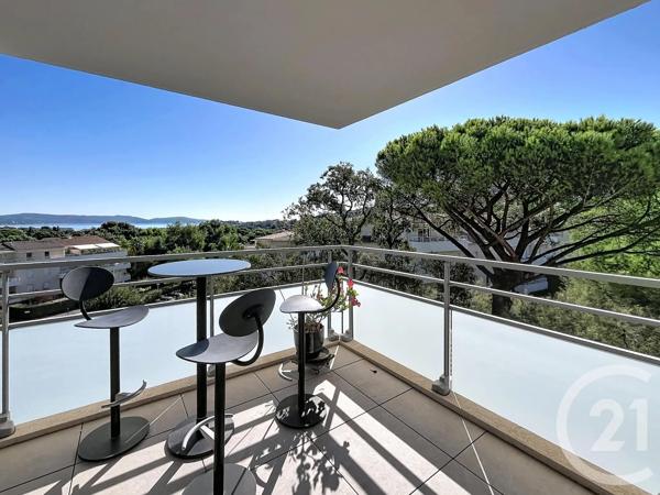 Appartement T3 à vendre  3 pièces - 67,24 m 2   CAVALAIRE SUR MER  - 83