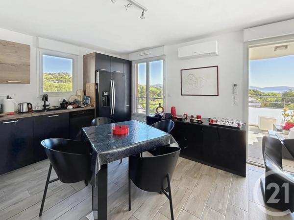 Appartement T3 à vendre  3 pièces - 67,24 m 2   CAVALAIRE SUR MER  - 83