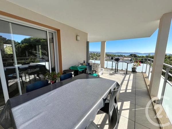 Appartement T3 à vendre  3 pièces - 67,24 m 2   CAVALAIRE SUR MER  - 83