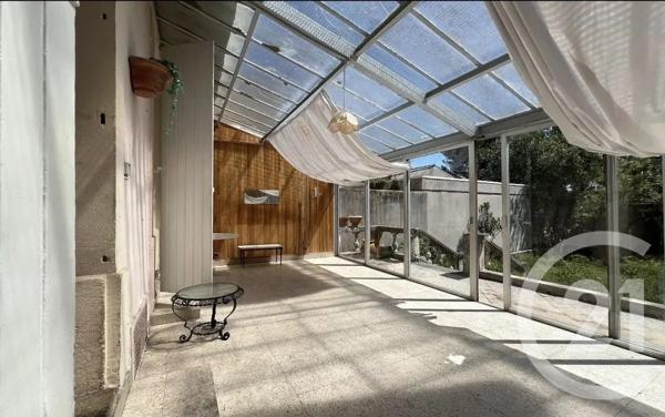 Maison à vendre  7 pièces - 215 m 2   CARPENTRAS  - 84