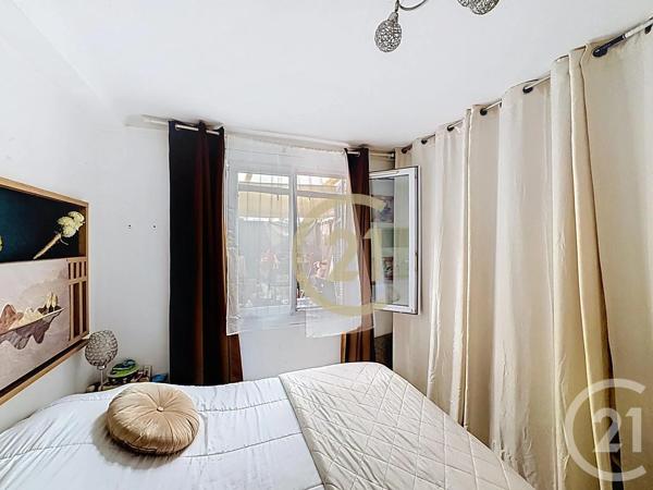 Appartement F4 à vendre  4 pièces - 62,02 m 2   CANNES LA BOCCA  - 06